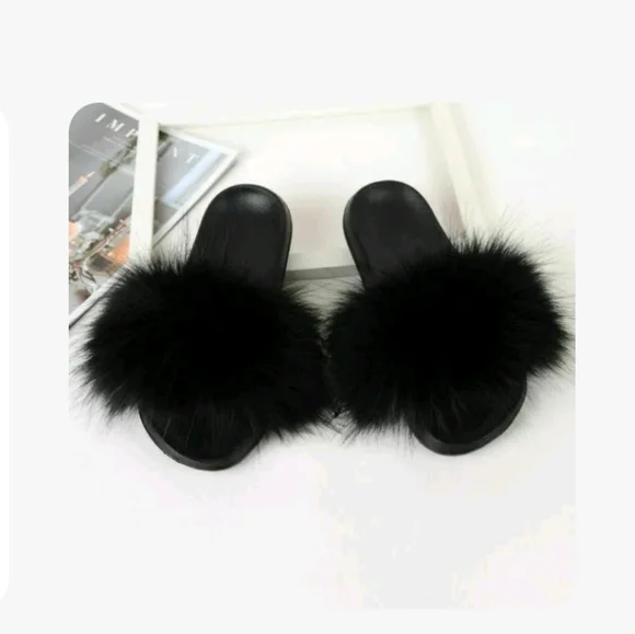 New BLACK Fur SLIDES SLIPPER SANDALS SIZES 10 AND 11.5 - Picture 2 of 4